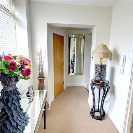 Osprey - Modern In Fab Location - Sleeps Up To 5!