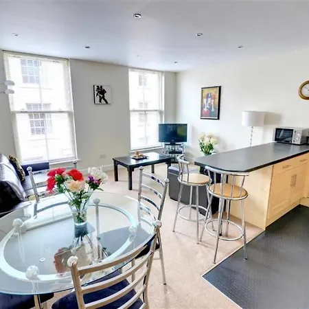 Osprey - Modern In Fab Location - Sleeps Up To 5! Apartment *